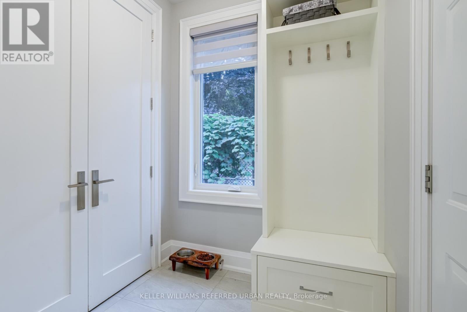 1376 Applewood Road, Mississauga, ON - Indoor Photo Showing Other Room