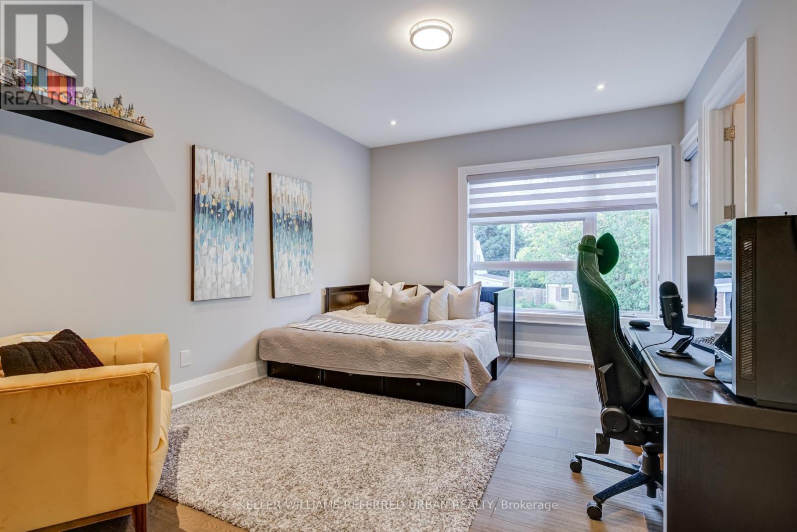 1376 Applewood Road, Mississauga, ON - Indoor Photo Showing Bedroom