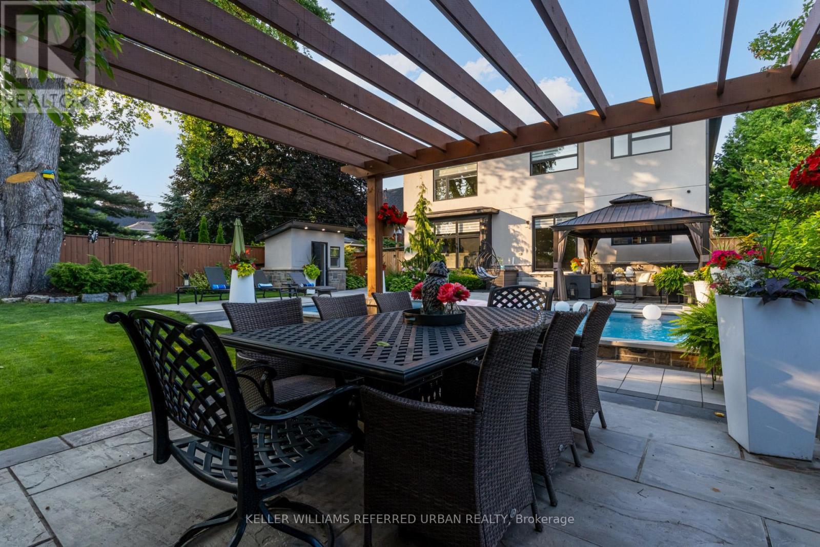 1376 Applewood Road, Mississauga, ON - Outdoor With Deck Patio Veranda With Exterior
