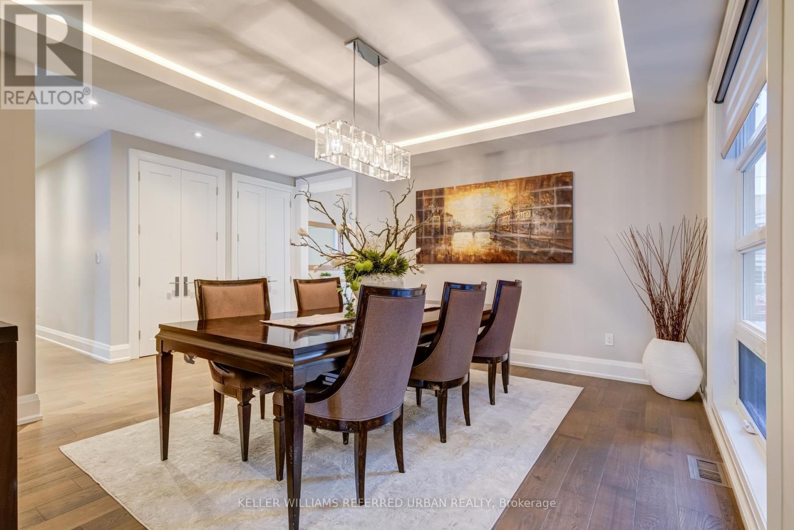 1376 Applewood Road, Mississauga, ON - Indoor Photo Showing Dining Room