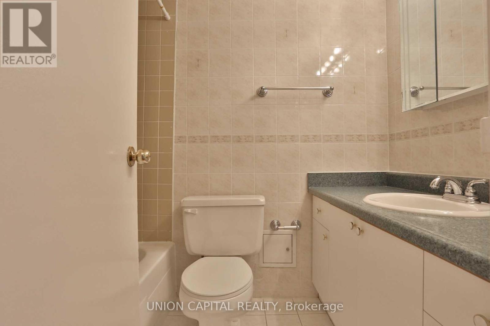 1701 - 55 Huntingdale Boulevard, Toronto, ON - Indoor Photo Showing Bathroom