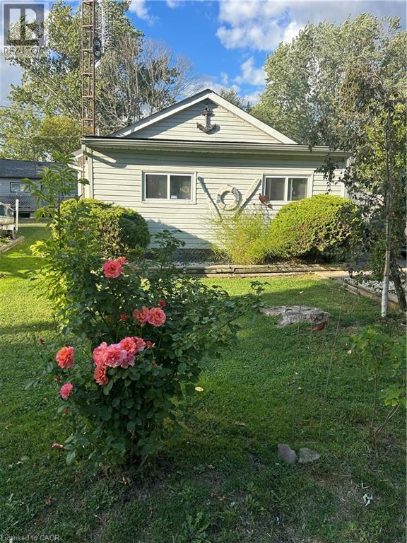 welcome to 17 Maple Lane 3 seasons cottage, featherstone communities - 17 Maple Lane, Rainham, ON - Outdoor