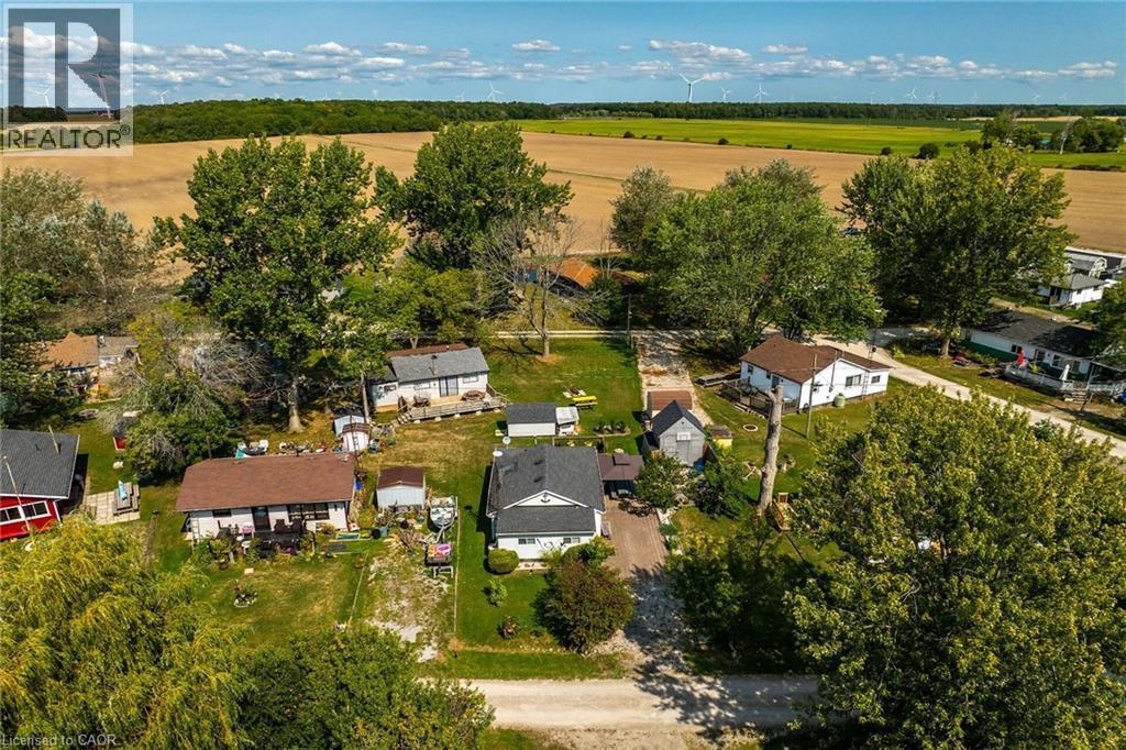 Crop fields on north side of cottage community - 17 Maple Lane, Rainham, ON - Outdoor With View