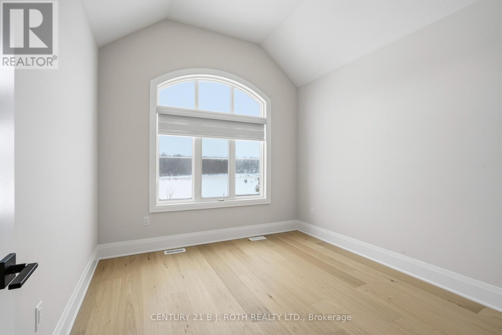 395 Reid Drive, Barrie, ON - Indoor Photo Showing Other Room