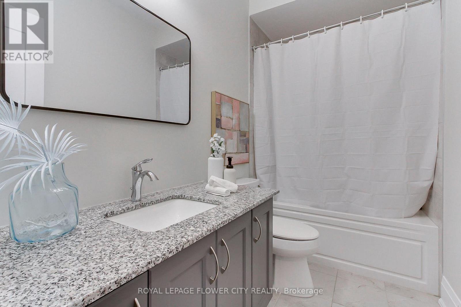 3379 Post Road, Oakville, ON - Indoor Photo Showing Bathroom