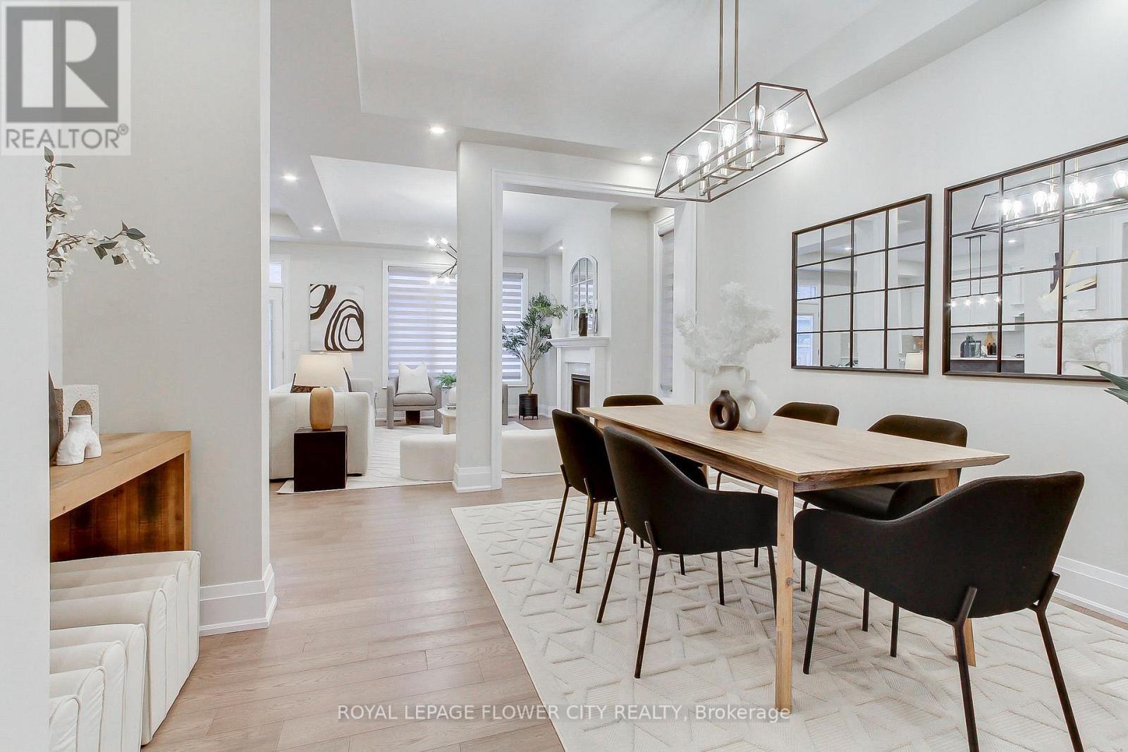 3379 Post Road, Oakville, ON - Indoor Photo Showing Dining Room