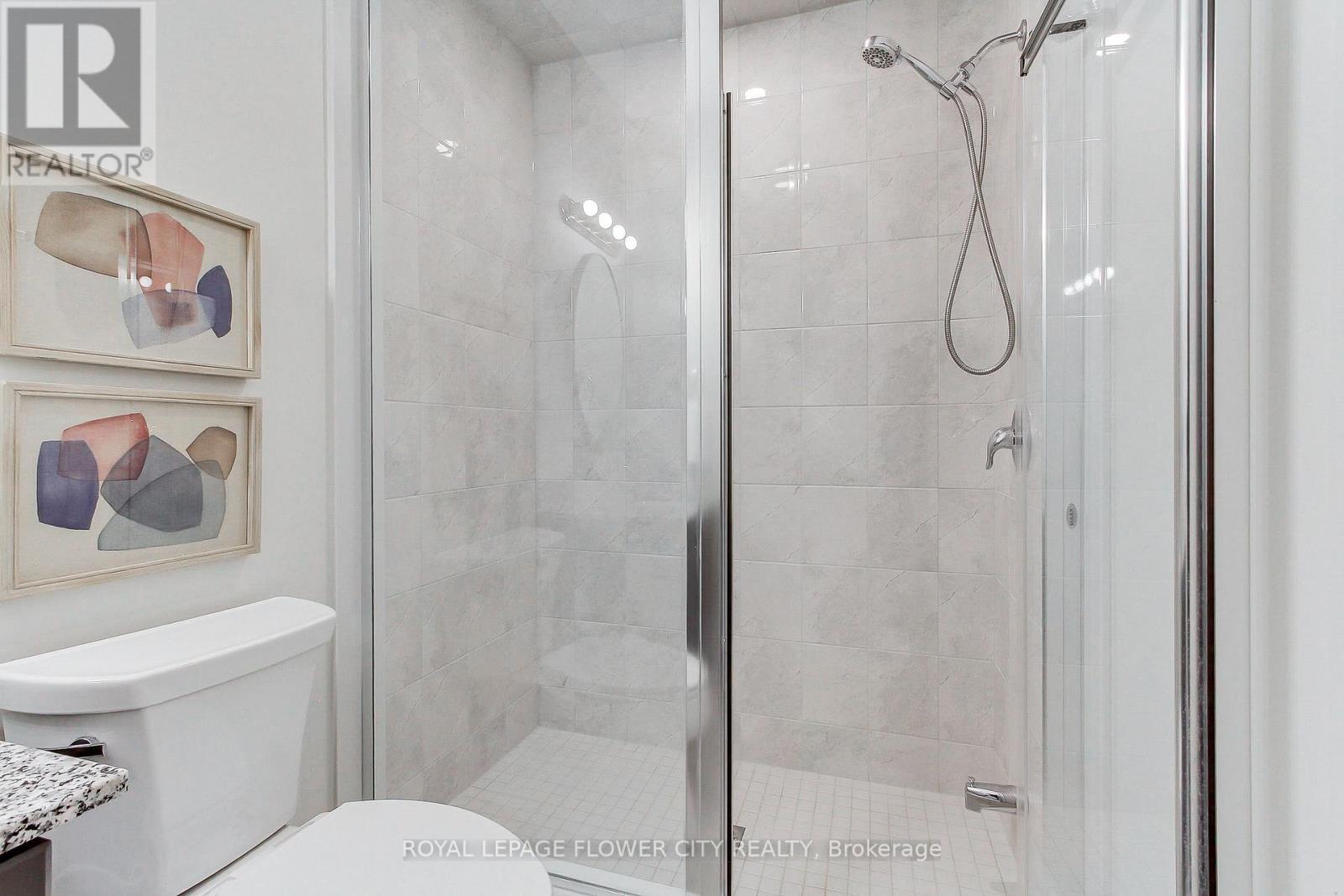 3379 Post Road, Oakville, ON - Indoor Photo Showing Bathroom