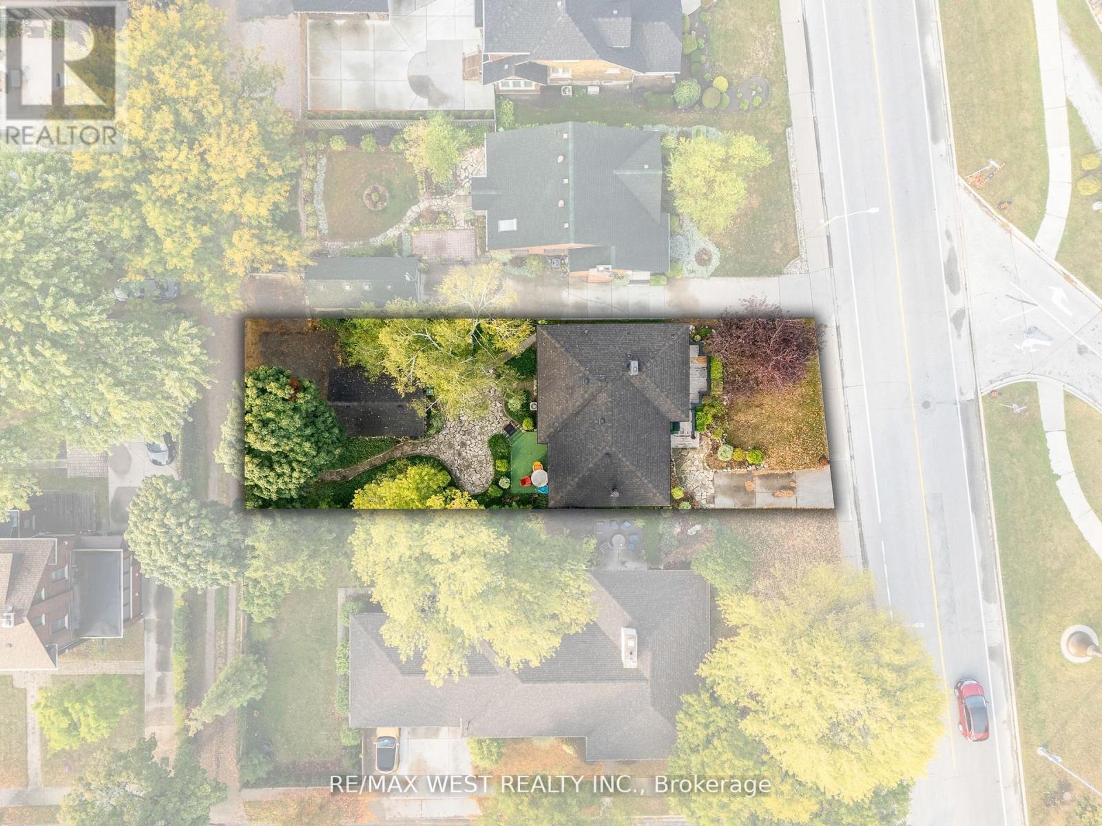 2437 Riverside Drive W, Windsor, ON -