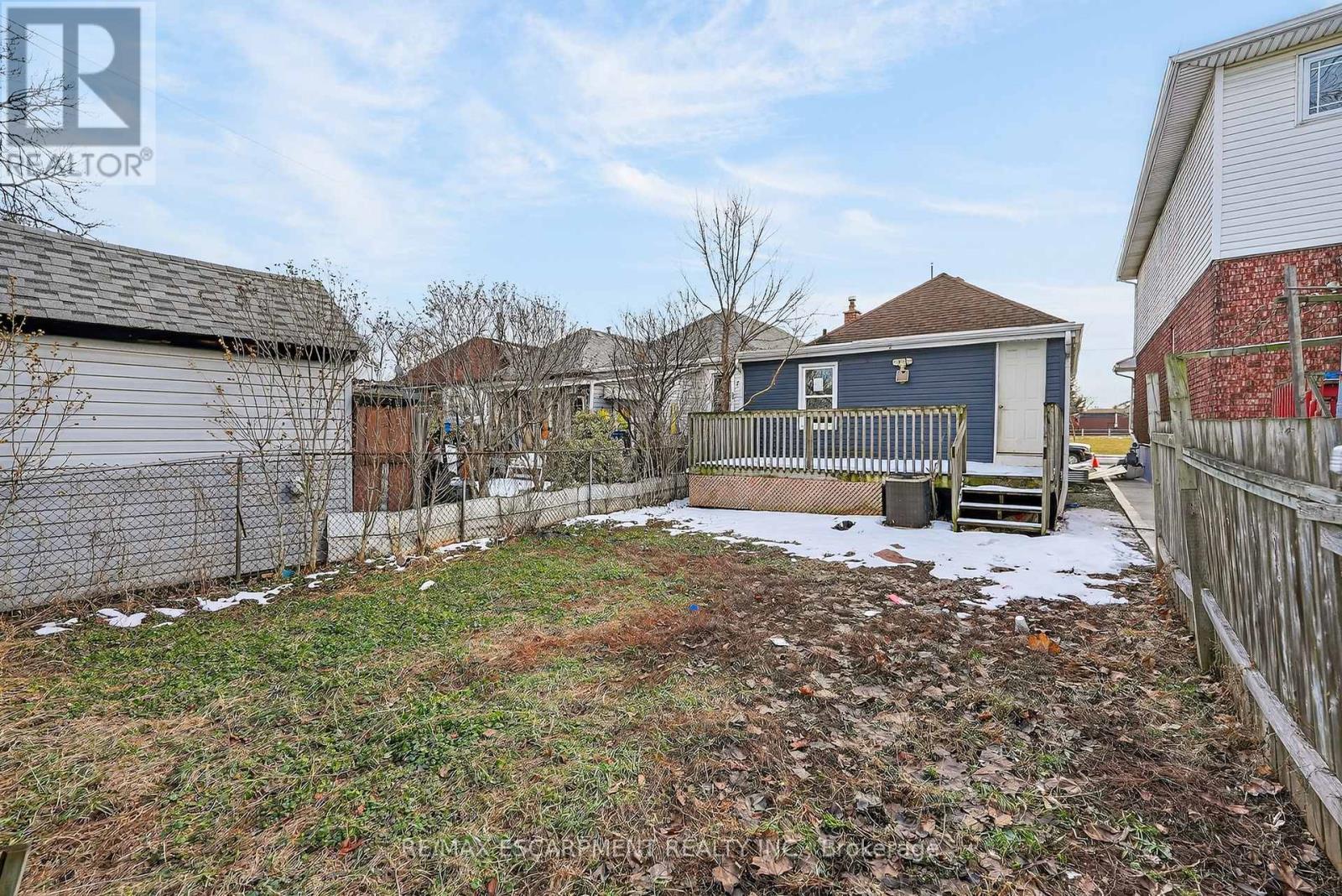 49 Allan Avenue, Hamilton, ON - Outdoor With Deck Patio Veranda