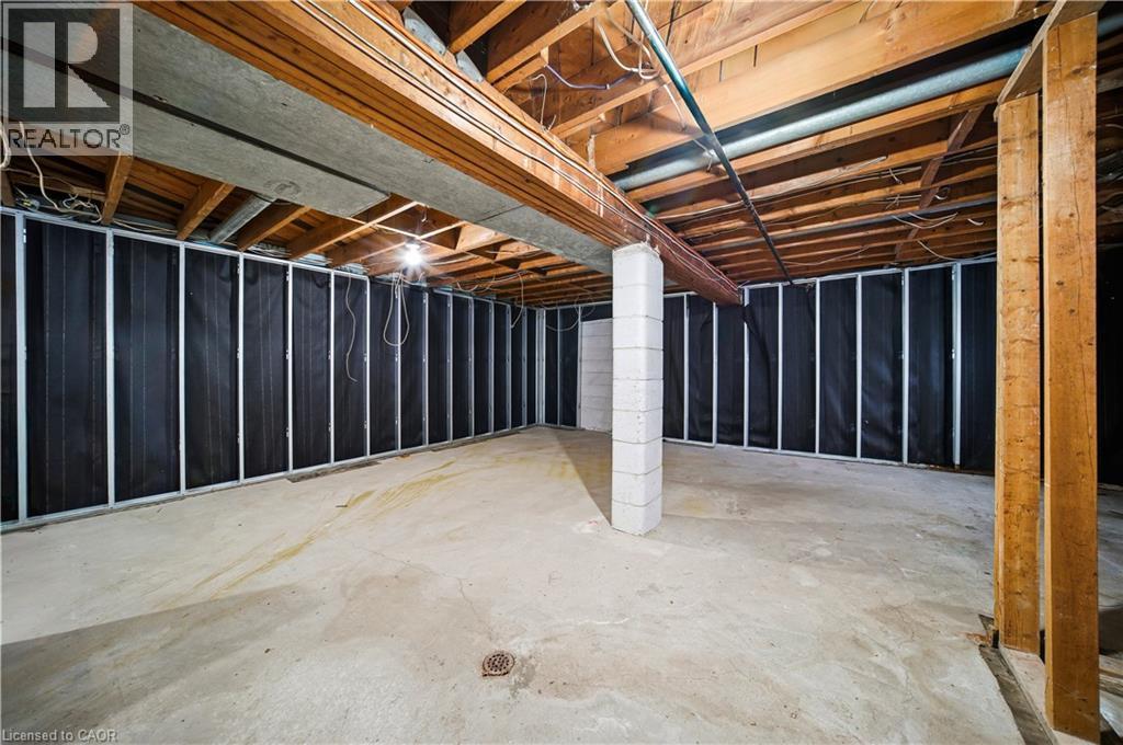 View of unfinished basement - 276 Lakeshore Road W, Oakville, ON - Indoor Photo Showing Other Room