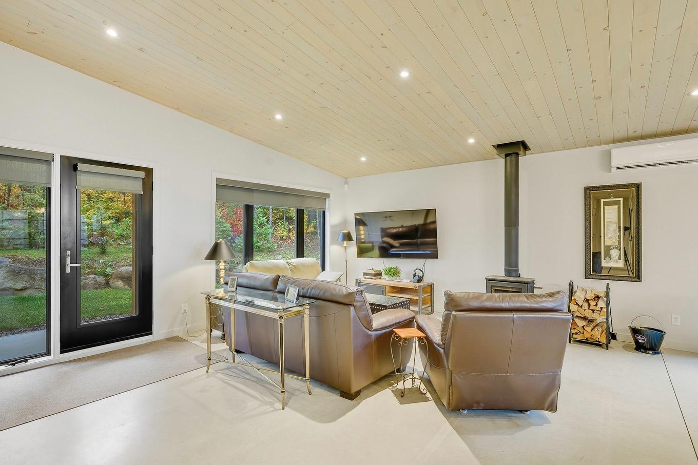 Hall d'entrée/Vestibule - 2207 Ch. Du Golf, Sainte-Lucie-Des-Laurentides, QC - Indoor