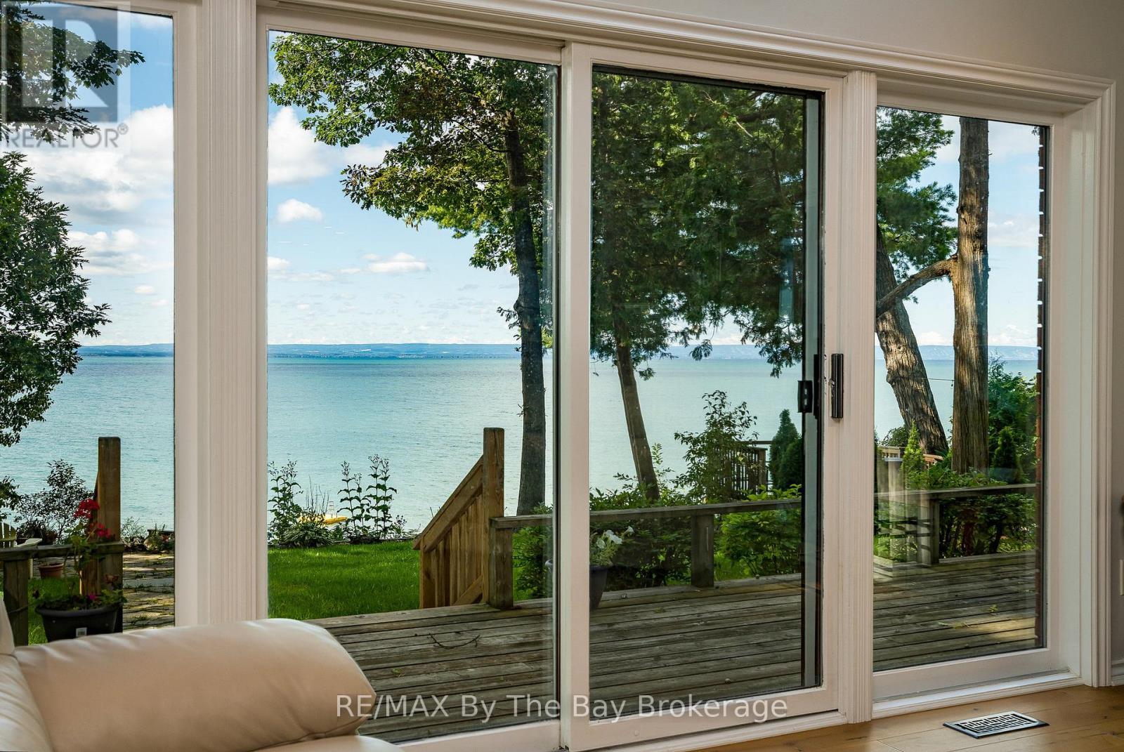 38 Willow Drive, Tiny, ON - With Body Of Water