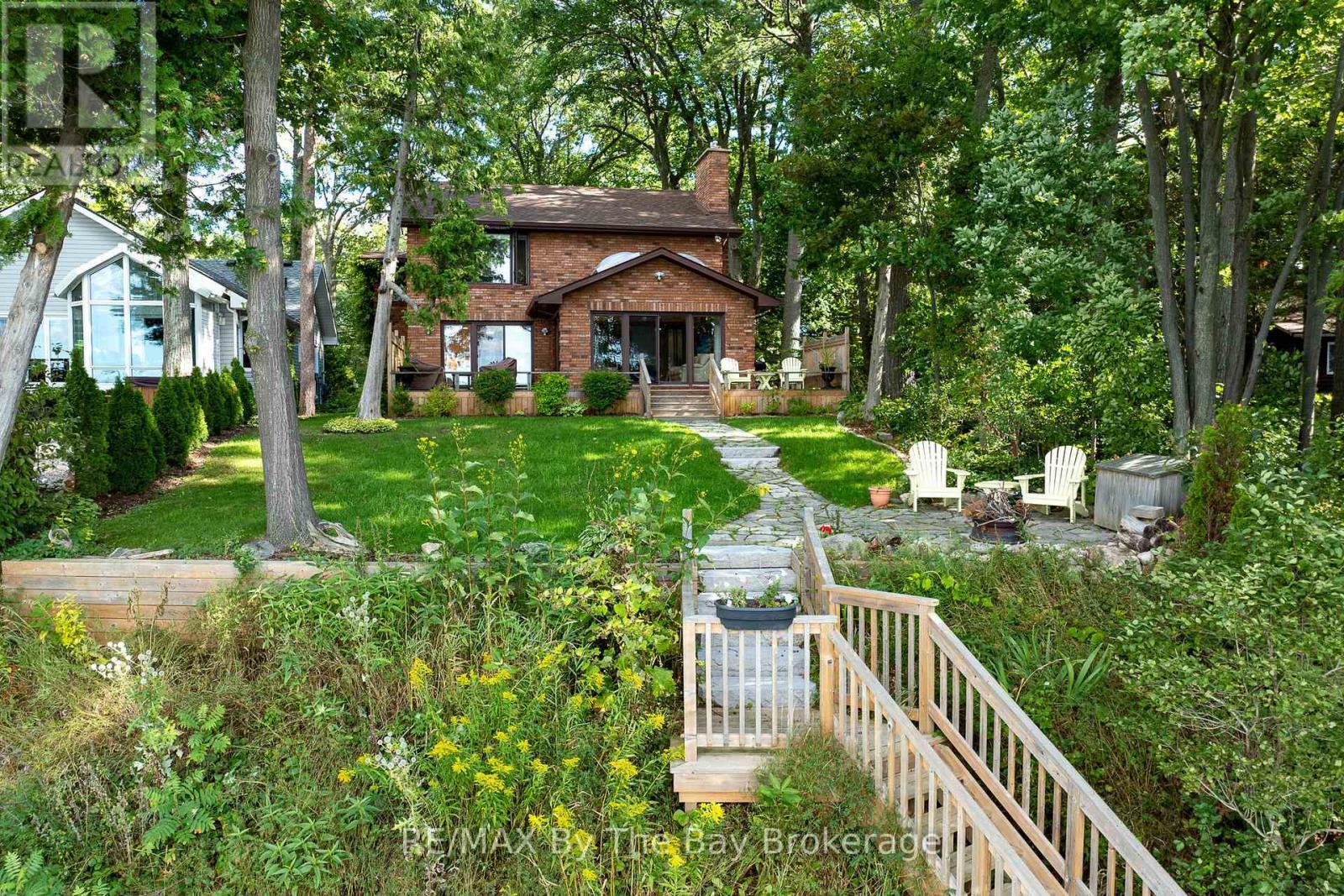 38 Willow Drive, Tiny, ON - Outdoor