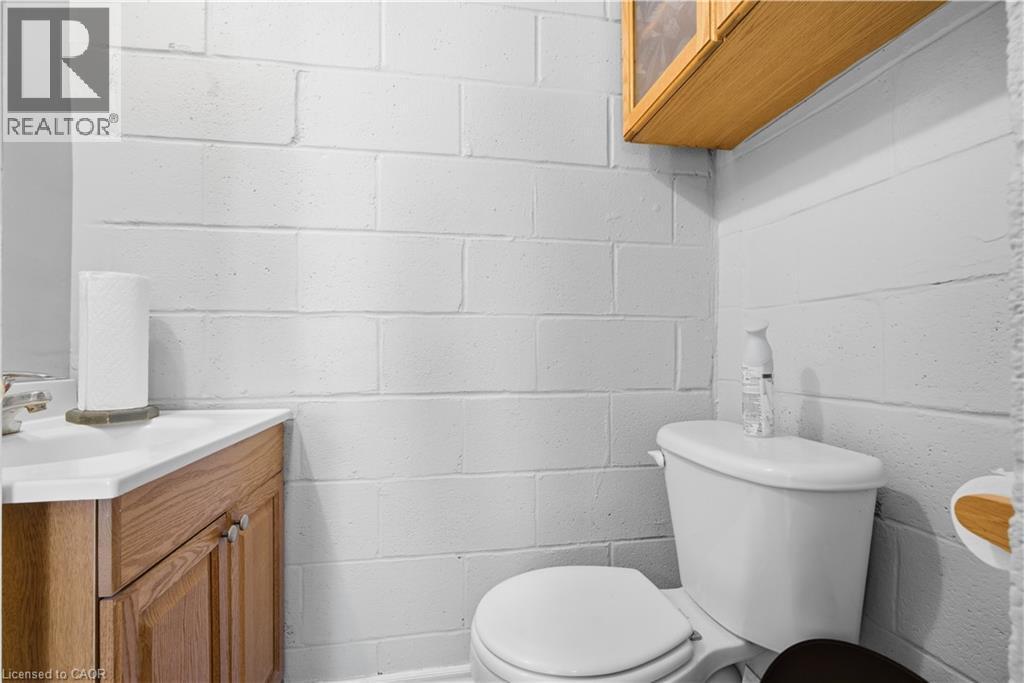 1789 Notre Dame Drive, St. Agatha, ON - Indoor Photo Showing Bathroom