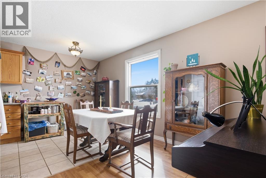 1789 Notre Dame Drive, St. Agatha, ON - Indoor Photo Showing Dining Room