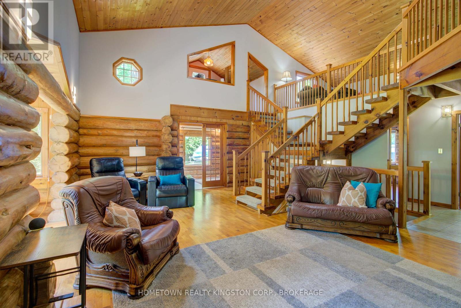 199 Kelly'S Road, Rideau Lakes, ON - Indoor With Fireplace