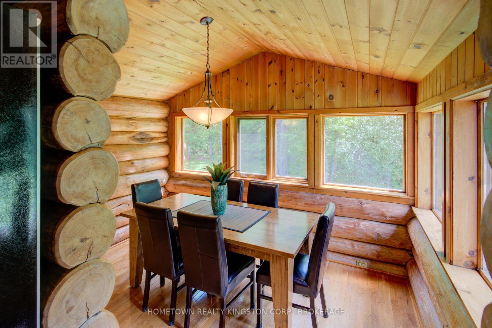 199 Kelly'S Road, Rideau Lakes, ON - Indoor Photo Showing Dining Room