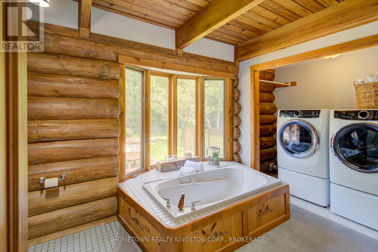 199 Kelly'S Road, Rideau Lakes, ON - Indoor Photo Showing Laundry Room