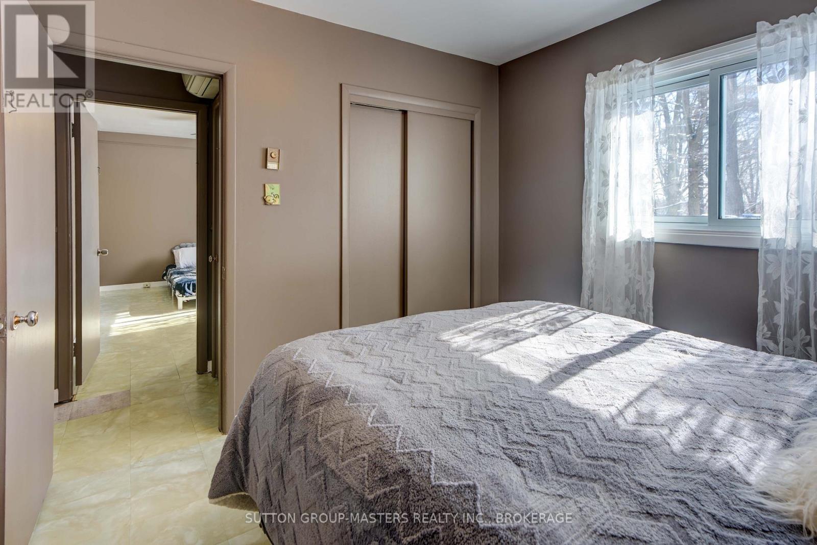 3248 Highway 32 Highway, Leeds And The Thousand Islands, ON - Indoor Photo Showing Bedroom