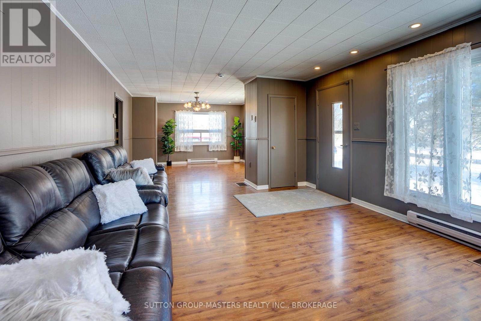 3248 Highway 32 Highway, Leeds And The Thousand Islands, ON - Indoor