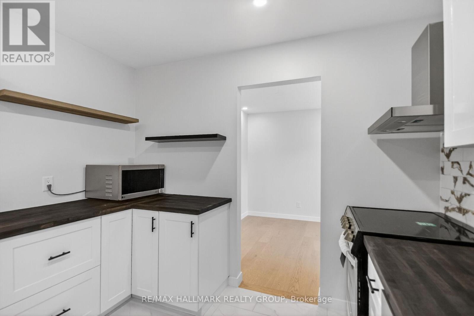 15 Scharf Lane, Ottawa, ON - Indoor