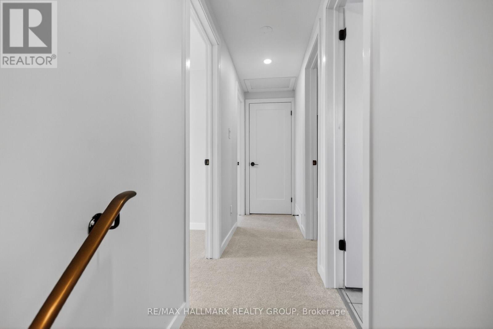 15 Scharf Lane, Ottawa, ON - Indoor Photo Showing Other Room