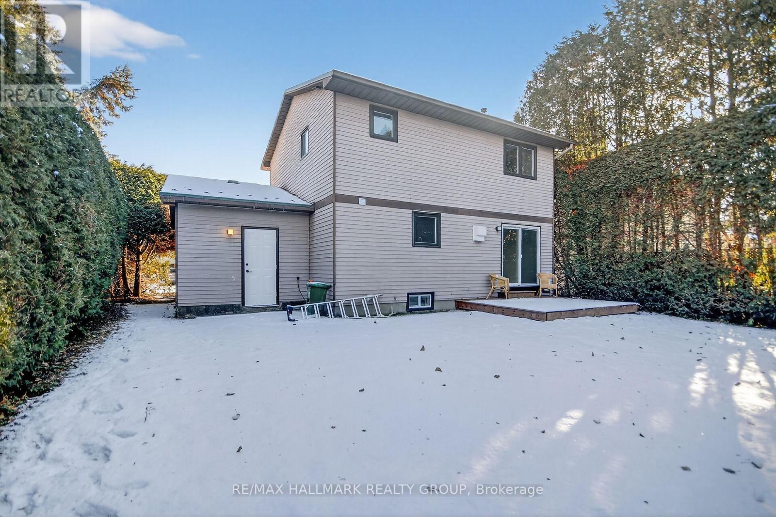 15 Scharf Lane, Ottawa, ON - Outdoor