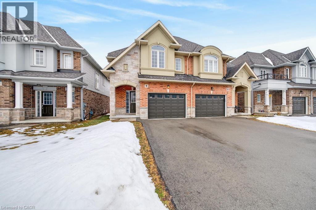 9 Starling Drive, Hamilton, ON - Outdoor With Facade