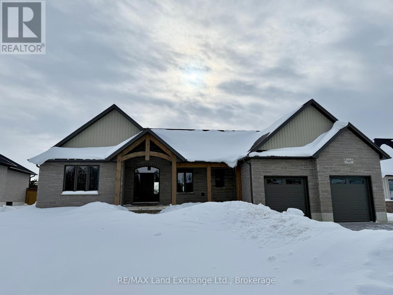 920 Bogdanovic Way, Huron-Kinloss, ON - Outdoor With Facade