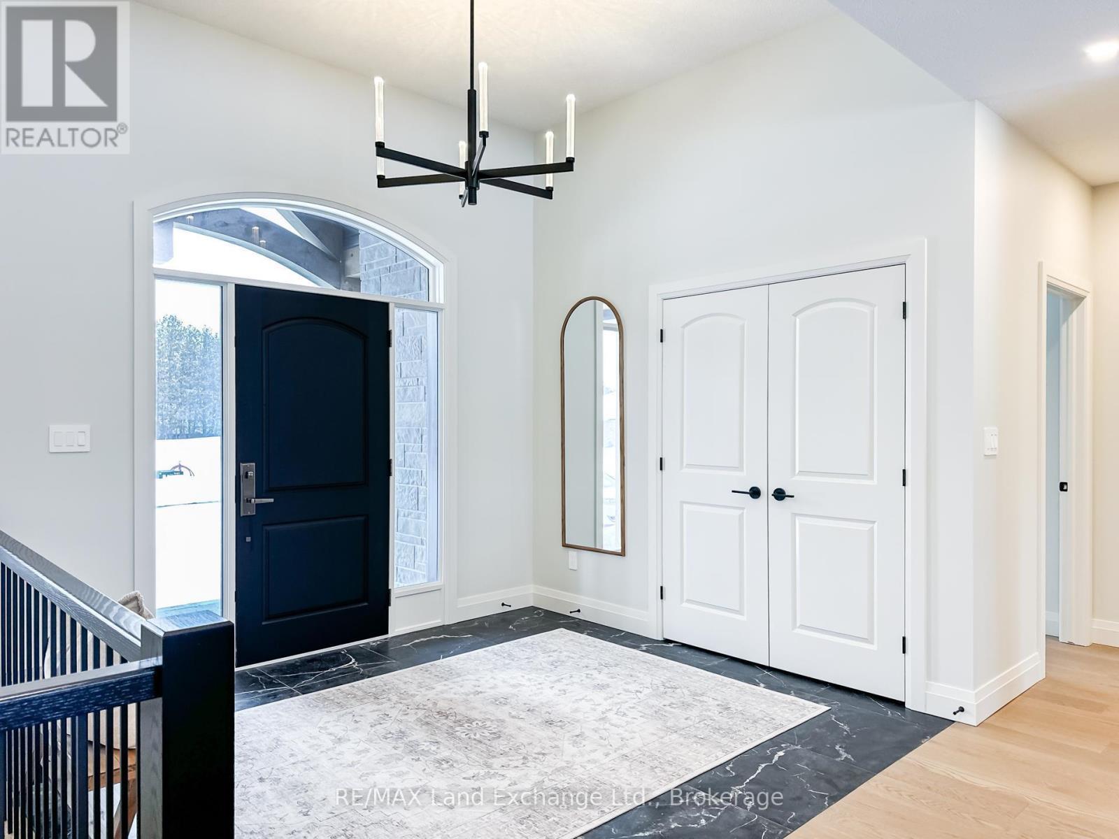 920 Bogdanovic Way, Huron-Kinloss, ON - Indoor Photo Showing Other Room