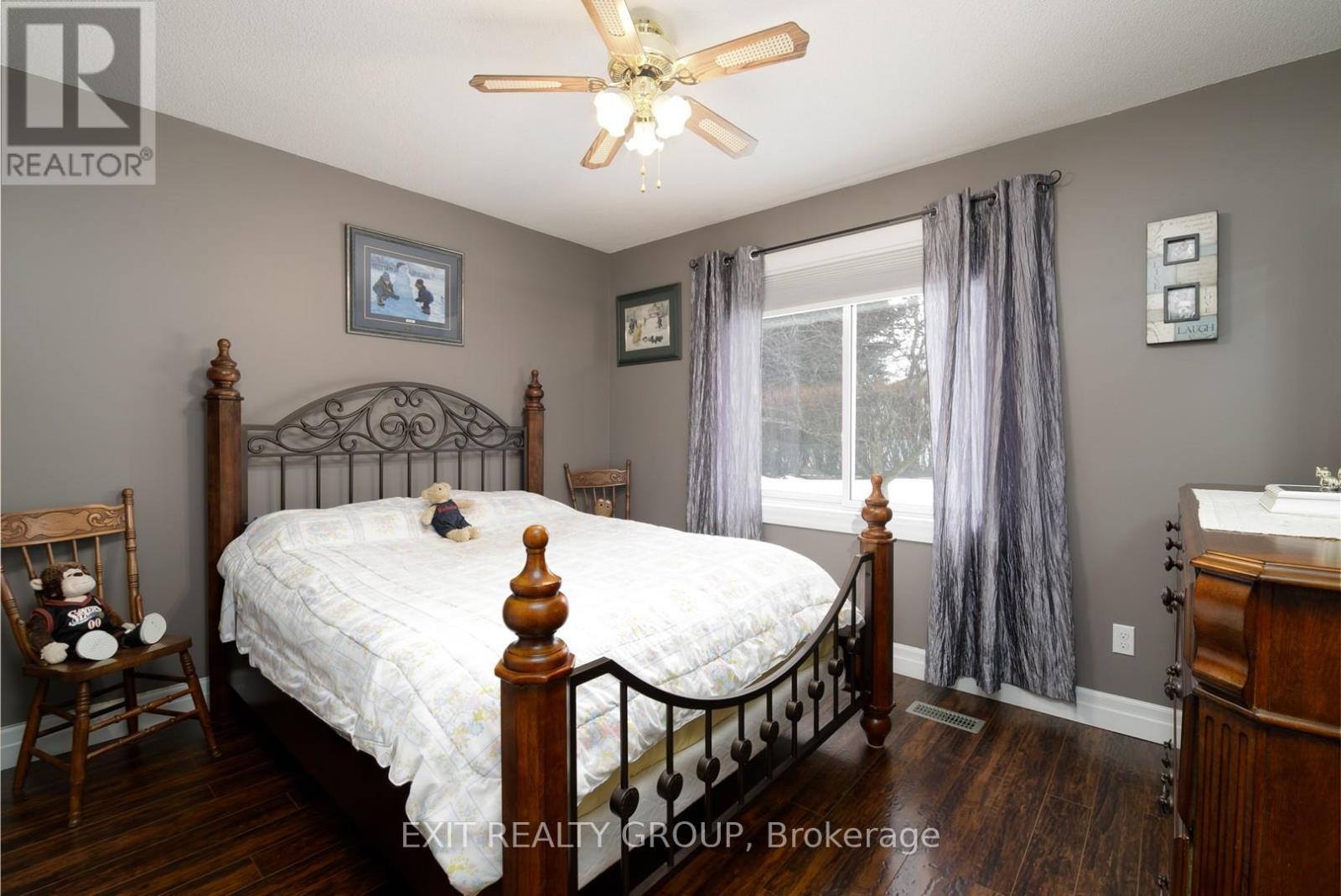 18 Tanner Drive, Stirling-Rawdon (Stirling Ward), ON - Indoor Photo Showing Bedroom