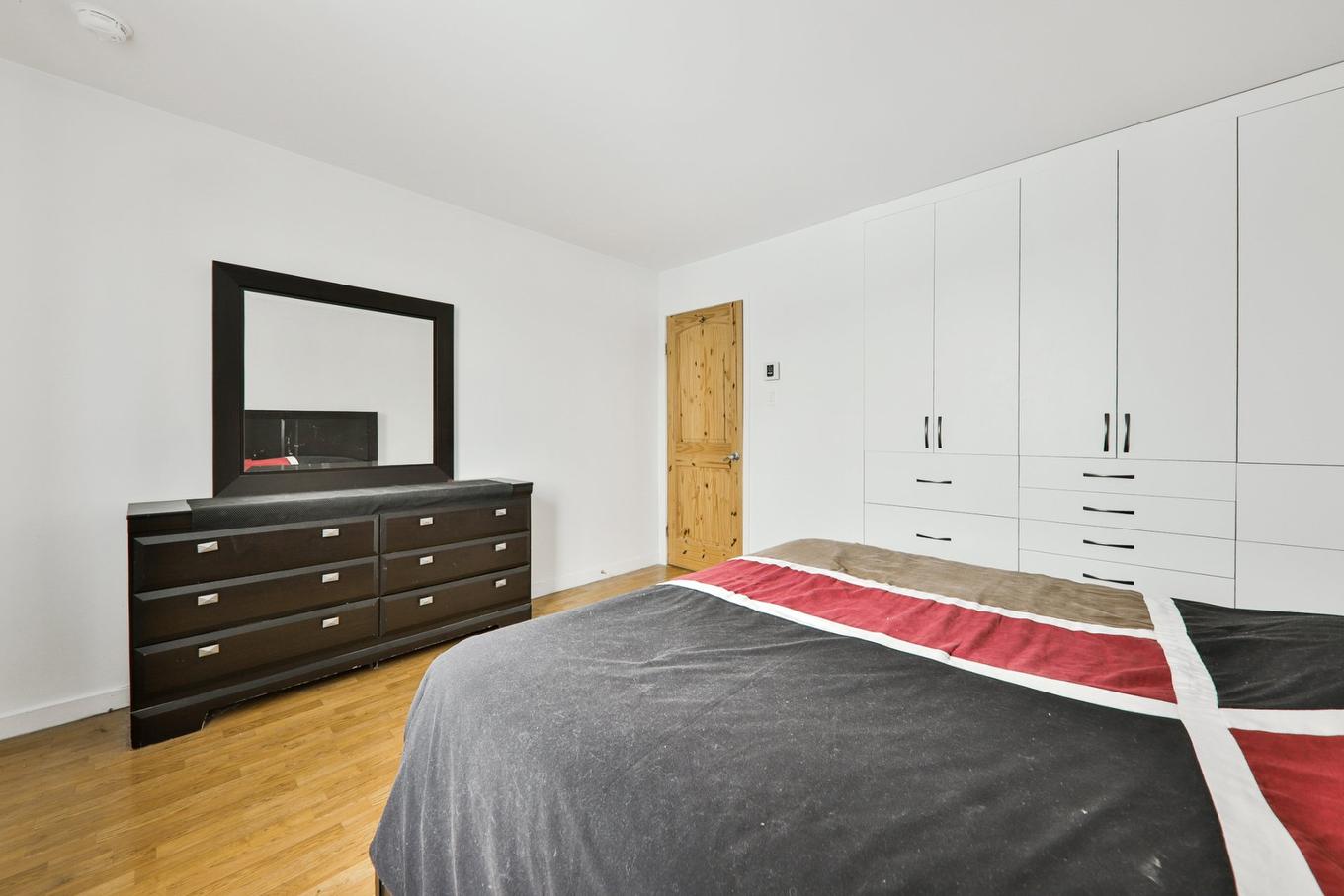 Primary bedroom - 973 Rue Sauvé, Mascouche, QC - Indoor Photo Showing Bedroom