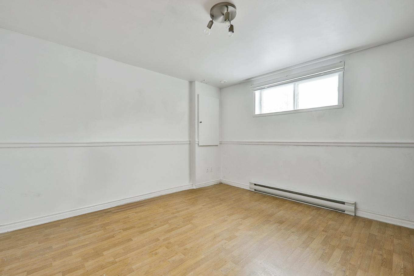 Bedroom - 973 Rue Sauvé, Mascouche, QC - Indoor Photo Showing Other Room