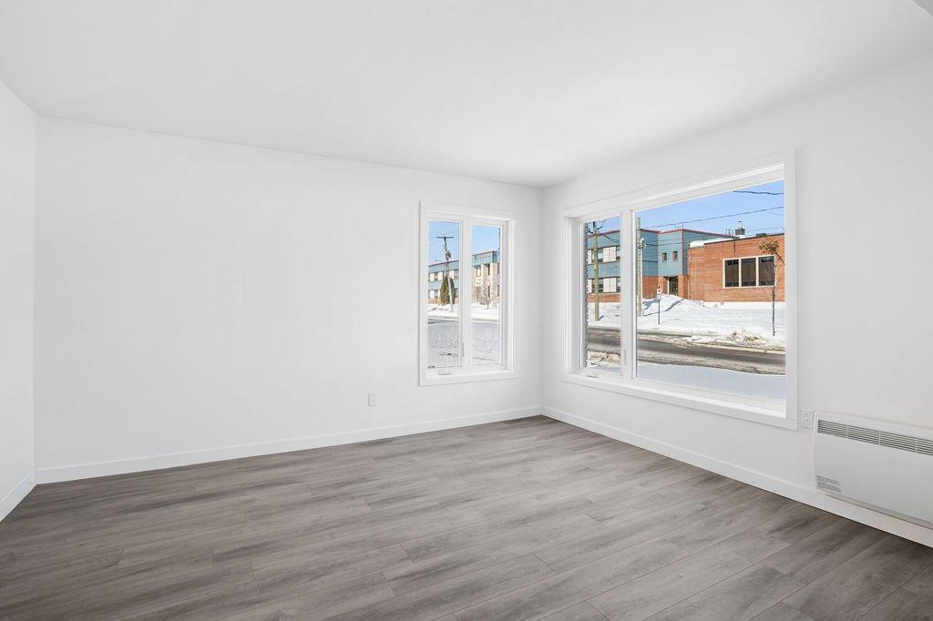 Salon - 594 Rue Ouimet, Saint-Jérôme, QC - Indoor Photo Showing Other Room