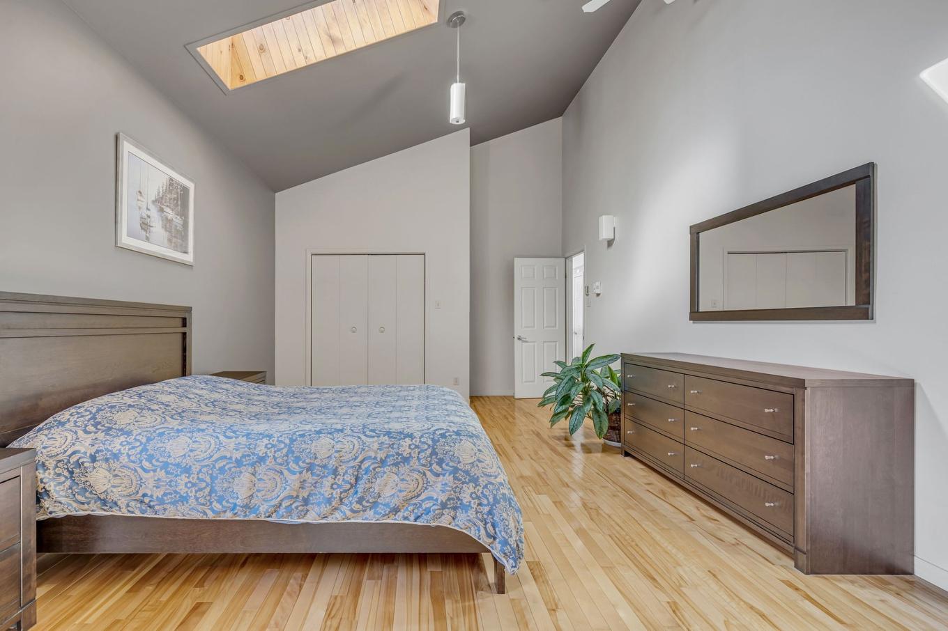 Chambre à coucher principale - 2398 Ch. St-Louis, Québec (Sainte-Foy/Sillery/Cap-Rouge), QC - Indoor Photo Showing Bedroom