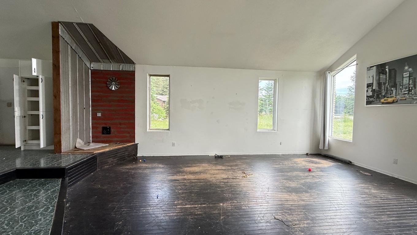 Salon - 117 Rg Ste-Julie O., Saint-André-Avellin, QC - Indoor Photo Showing Other Room