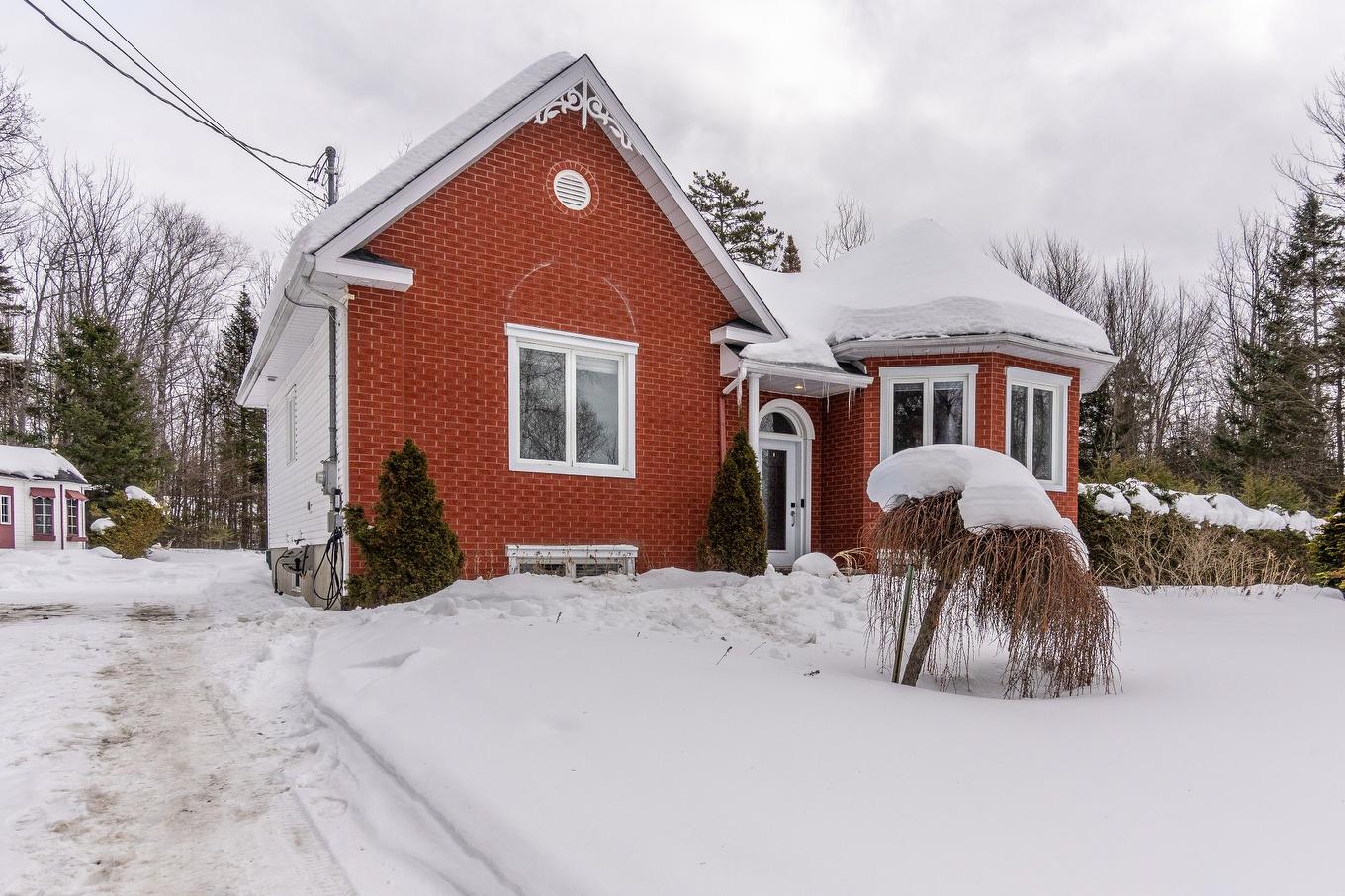 Frontage - 390 Rue Du Val-Des-Arbres, Sherbrooke (Brompton/Rock Forest/Saint-Élie/Deauville), QC - Outdoor