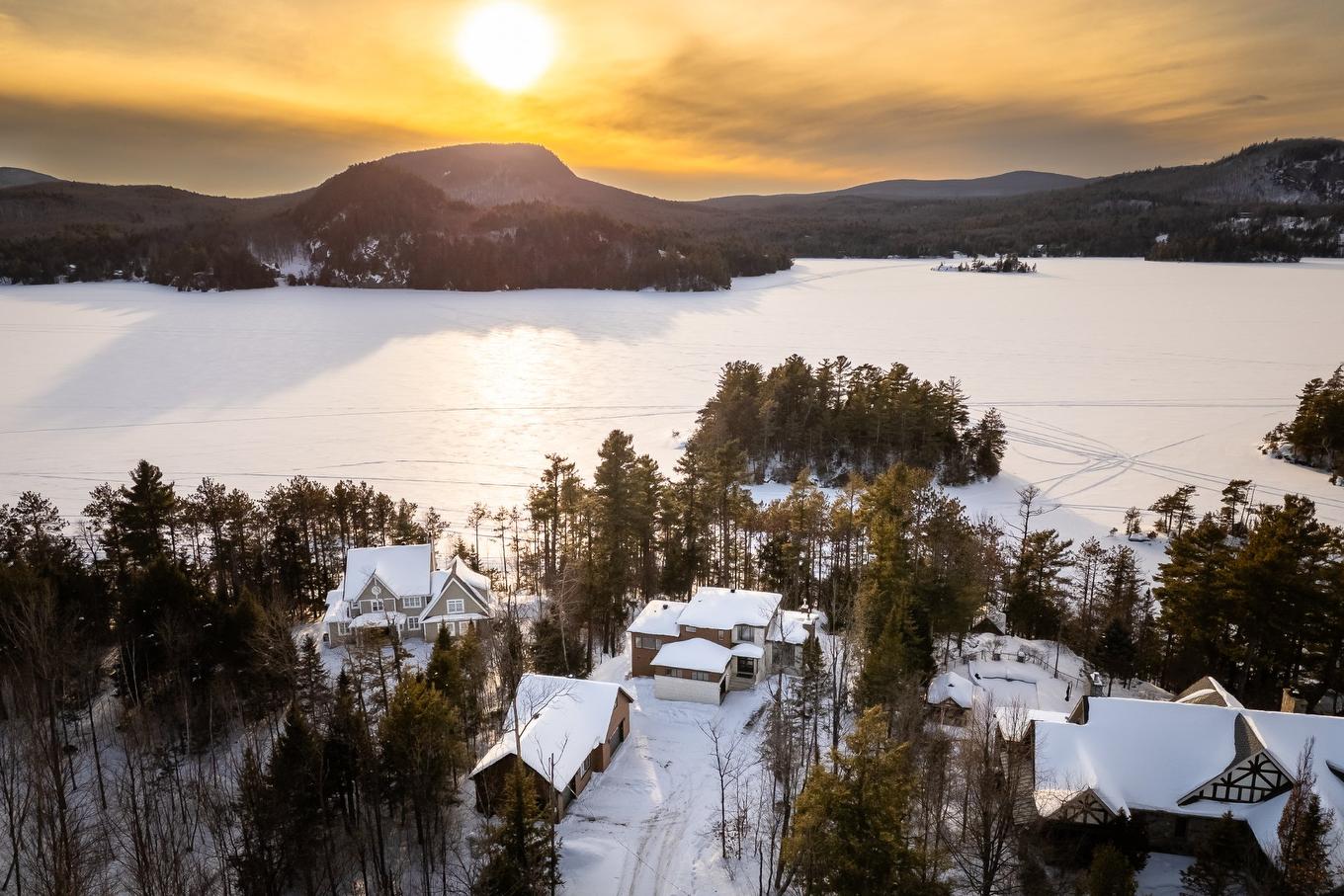 Photo aérienne - 220 Rue De L'Archipel, Saint-Denis-De-Brompton, QC - Outdoor With View