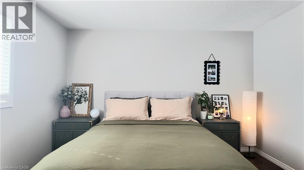 16 Ridgeway Crescent, Kitchener, ON - Indoor Photo Showing Bedroom