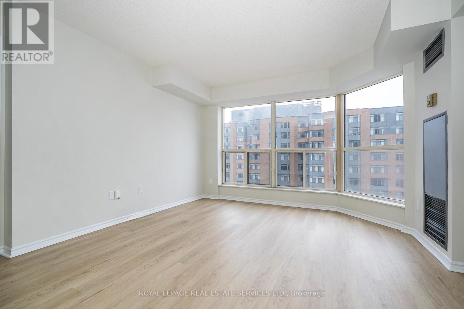 1201E - 325 Webb Drive, Mississauga, ON - Indoor Photo Showing Other Room