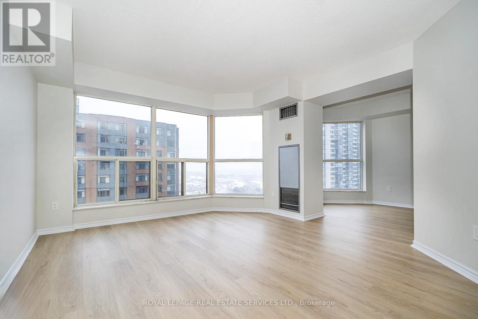 1201E - 325 Webb Drive, Mississauga, ON - Indoor Photo Showing Other Room