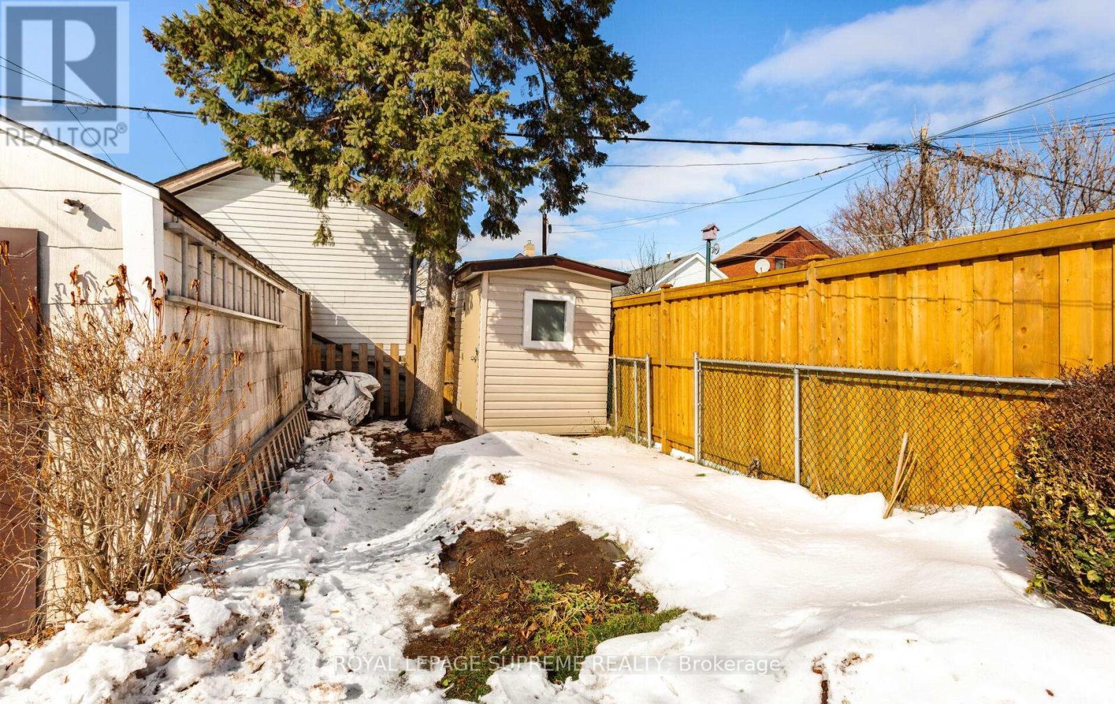 14 East Drive, Toronto, ON - Outdoor