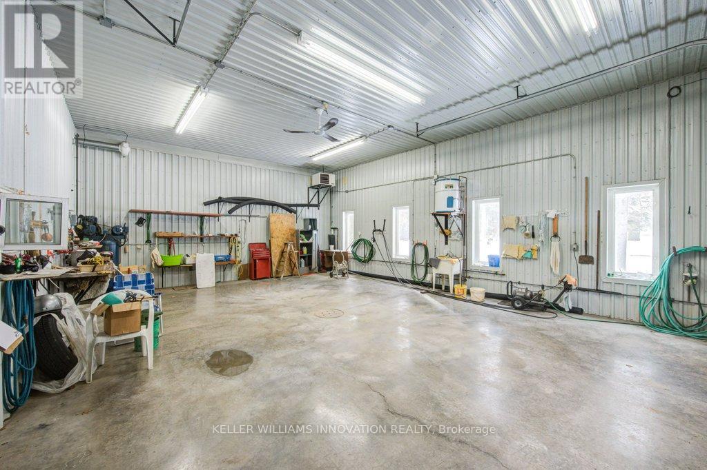 6691 Perth Line 44, West Perth, ON - Indoor Photo Showing Garage