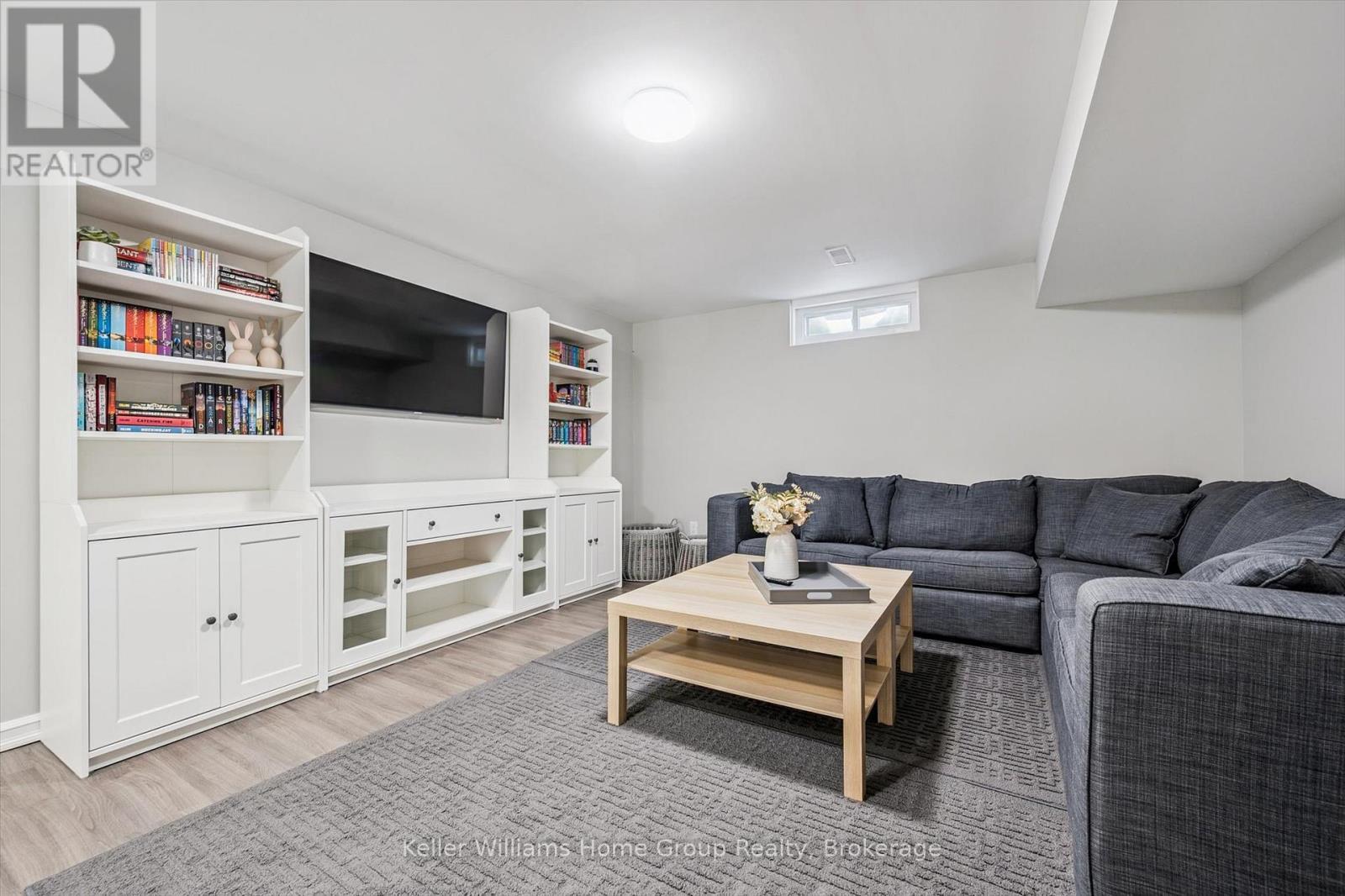 126 Municipal Street, Guelph (Dovercliffe Park/Old University), ON - Indoor Photo Showing Other Room