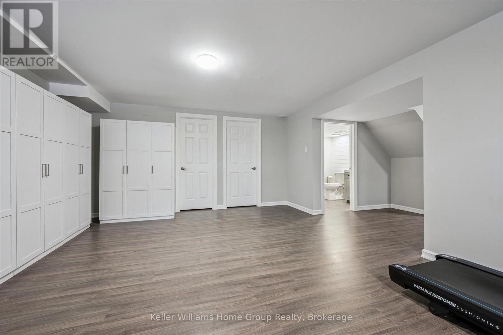 126 Municipal Street, Guelph (Dovercliffe Park/Old University), ON - Indoor Photo Showing Other Room