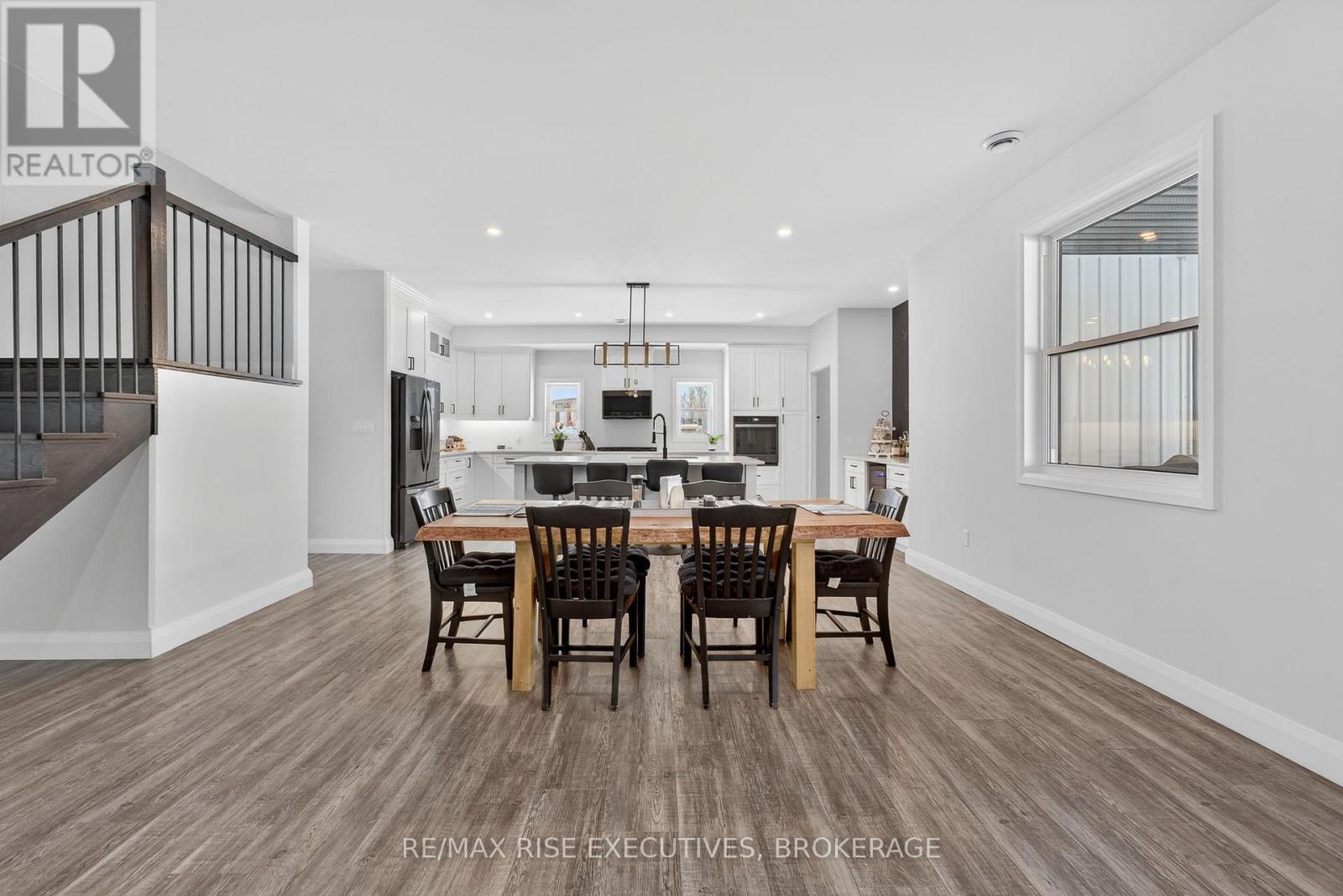 1580B Wagerville Road, Frontenac (Frontenac Centre), ON - Indoor Photo Showing Dining Room