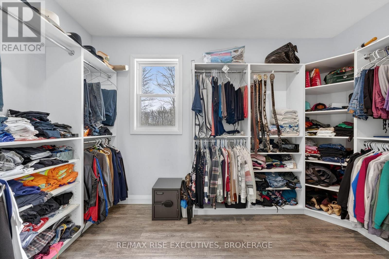 1580B Wagerville Road, Frontenac (Frontenac Centre), ON - Indoor With Storage