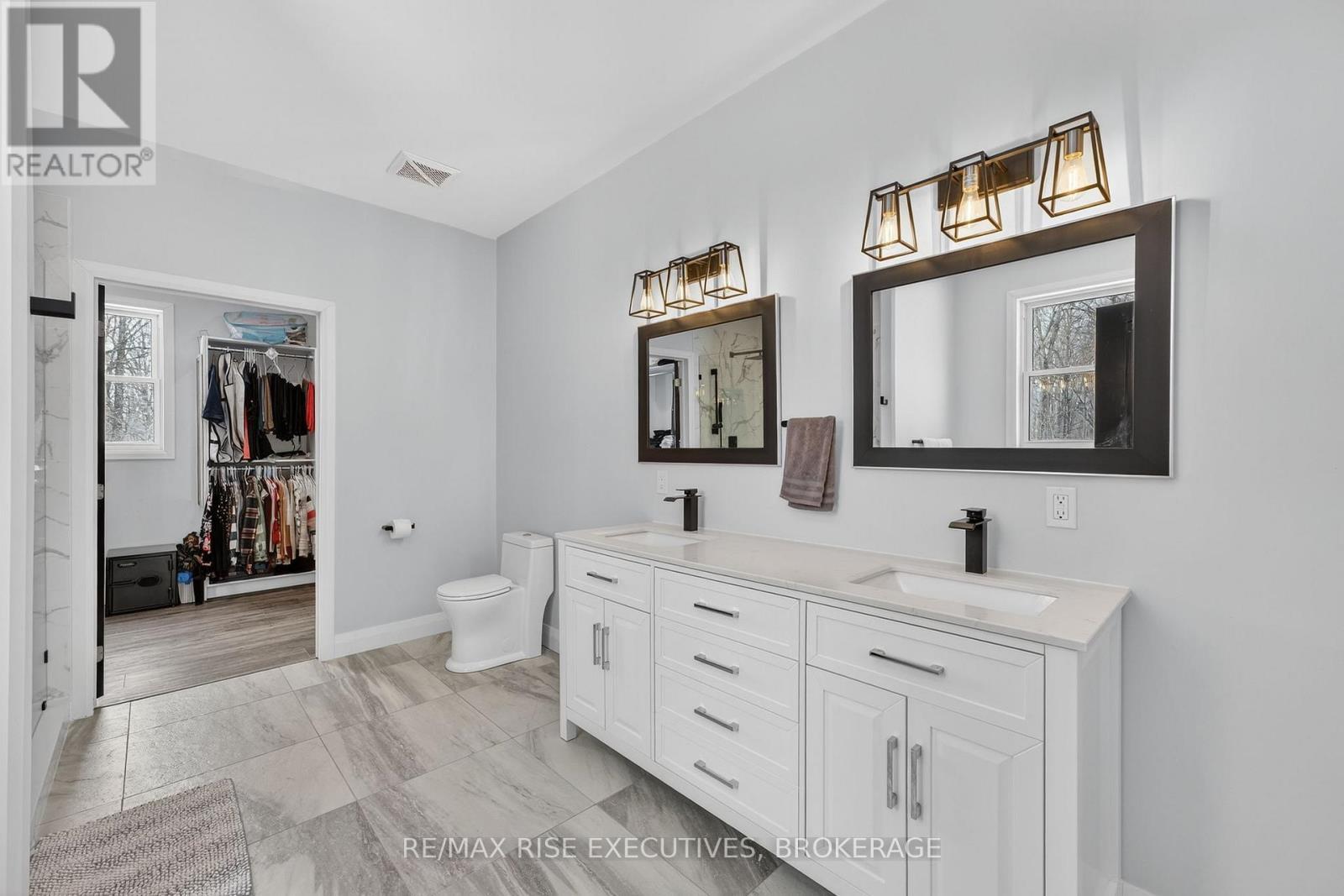 1580B Wagerville Road, Frontenac (Frontenac Centre), ON - Indoor Photo Showing Bathroom