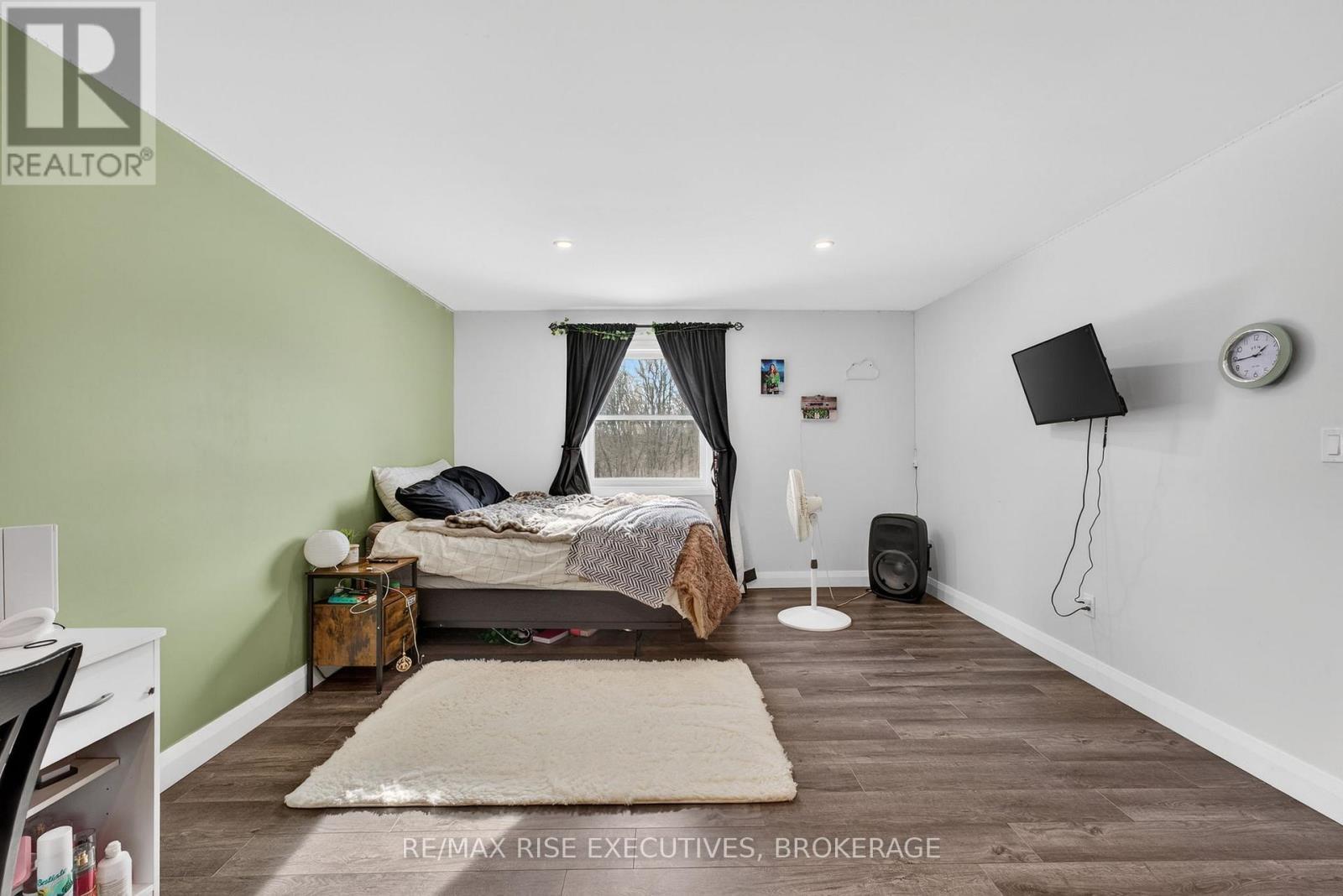 1580B Wagerville Road, Frontenac (Frontenac Centre), ON - Indoor Photo Showing Bedroom