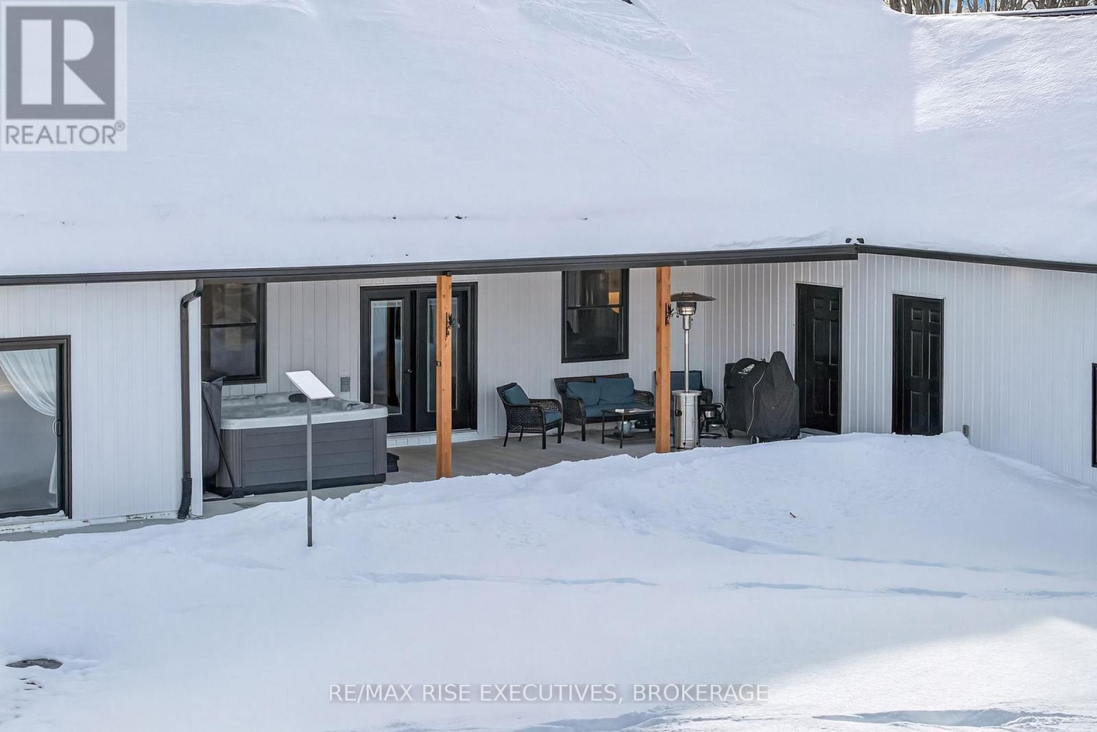 1580B Wagerville Road, Frontenac (Frontenac Centre), ON - Outdoor